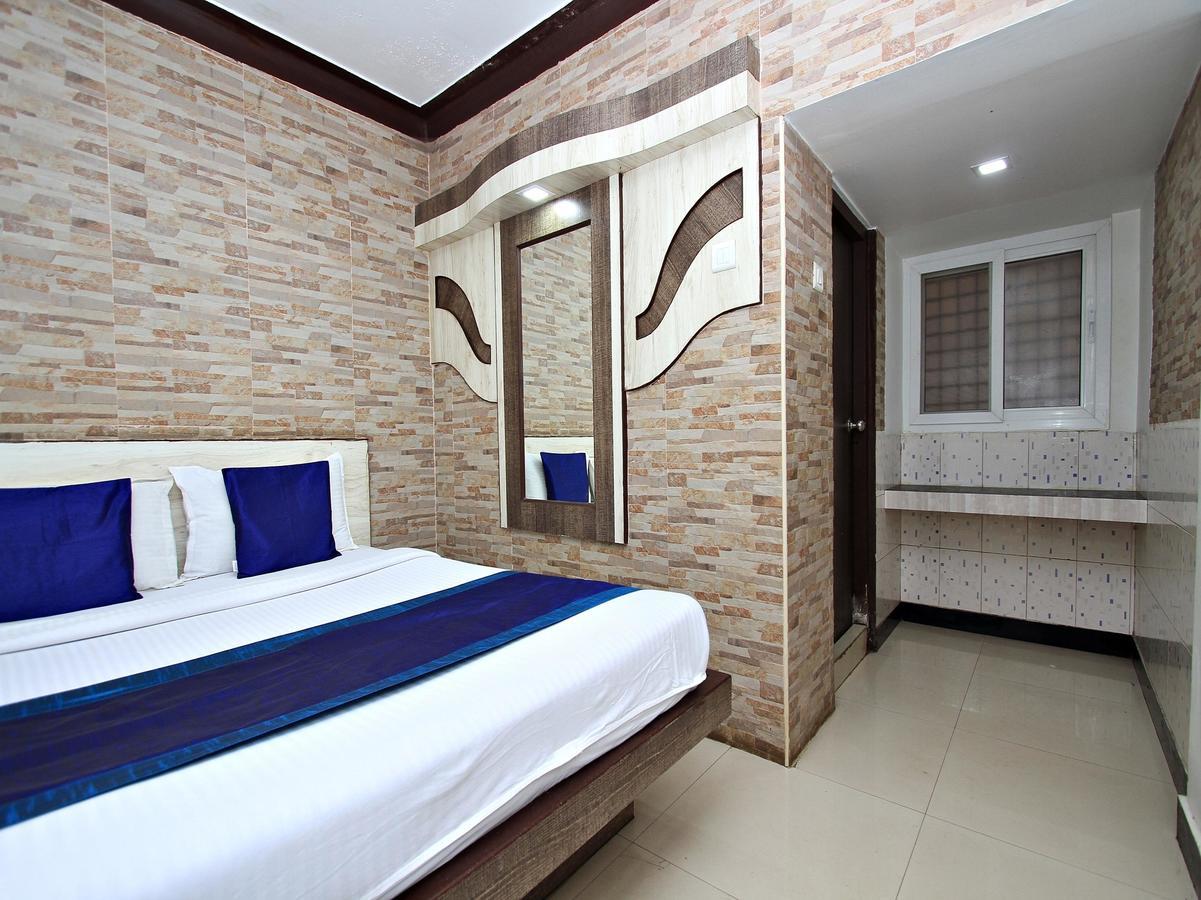 Hotel Pratham International Ооти Екстериор снимка