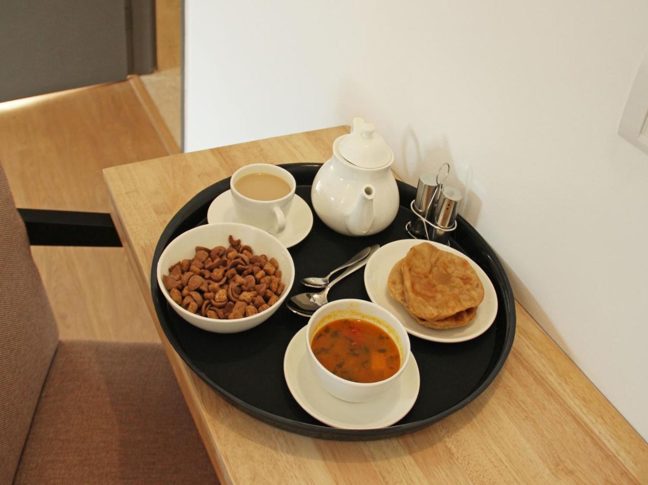 Hotel Pratham International Ооти Екстериор снимка