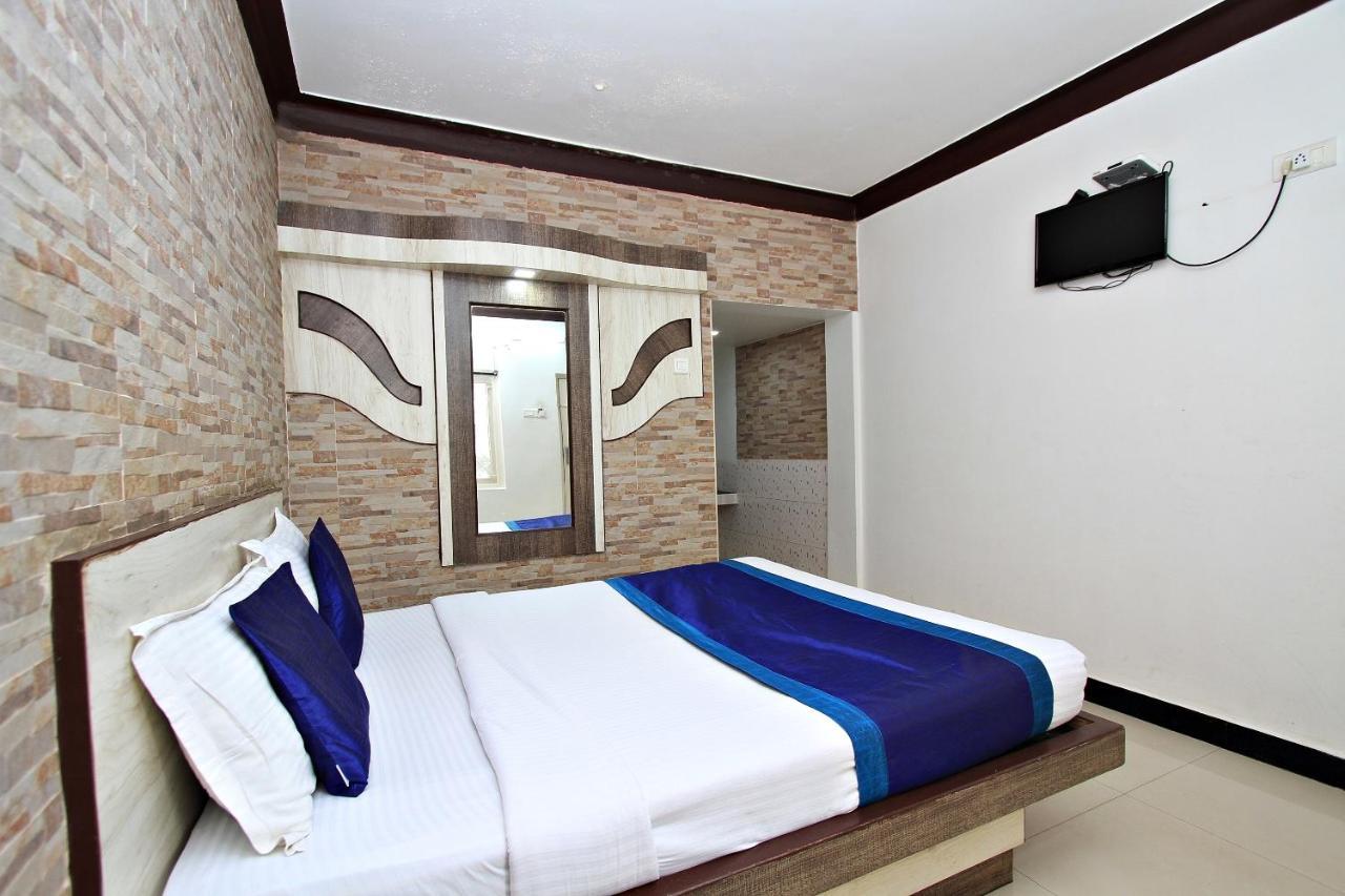 Hotel Pratham International Ооти Екстериор снимка